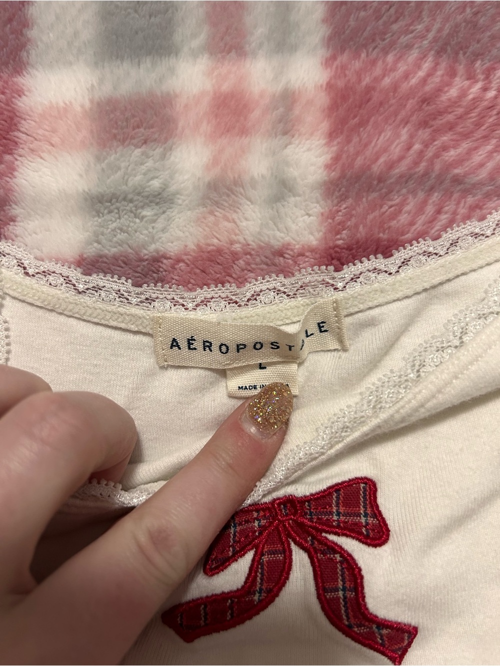 Aeropostale Cream Lace-Trim Camisole with Red Bow - Picture 3 of 4